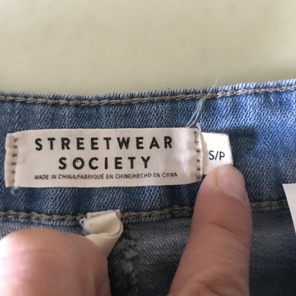 Streetwear Society Mini Skirt - Picture 6 of 11